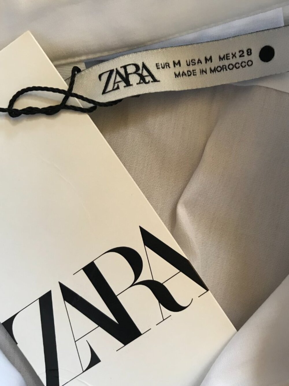 NWT Zara Ruffle Front Blouse Shirt Top Womens Medium White Long Sleeve Cotton - Picture 5 of 11